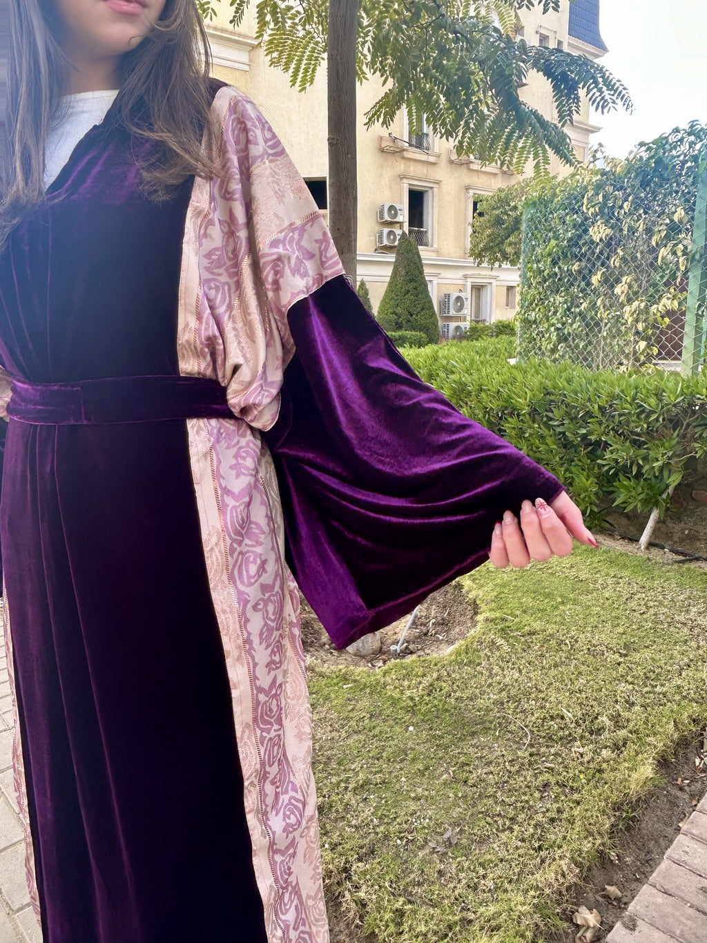 Velvet  Abbaya