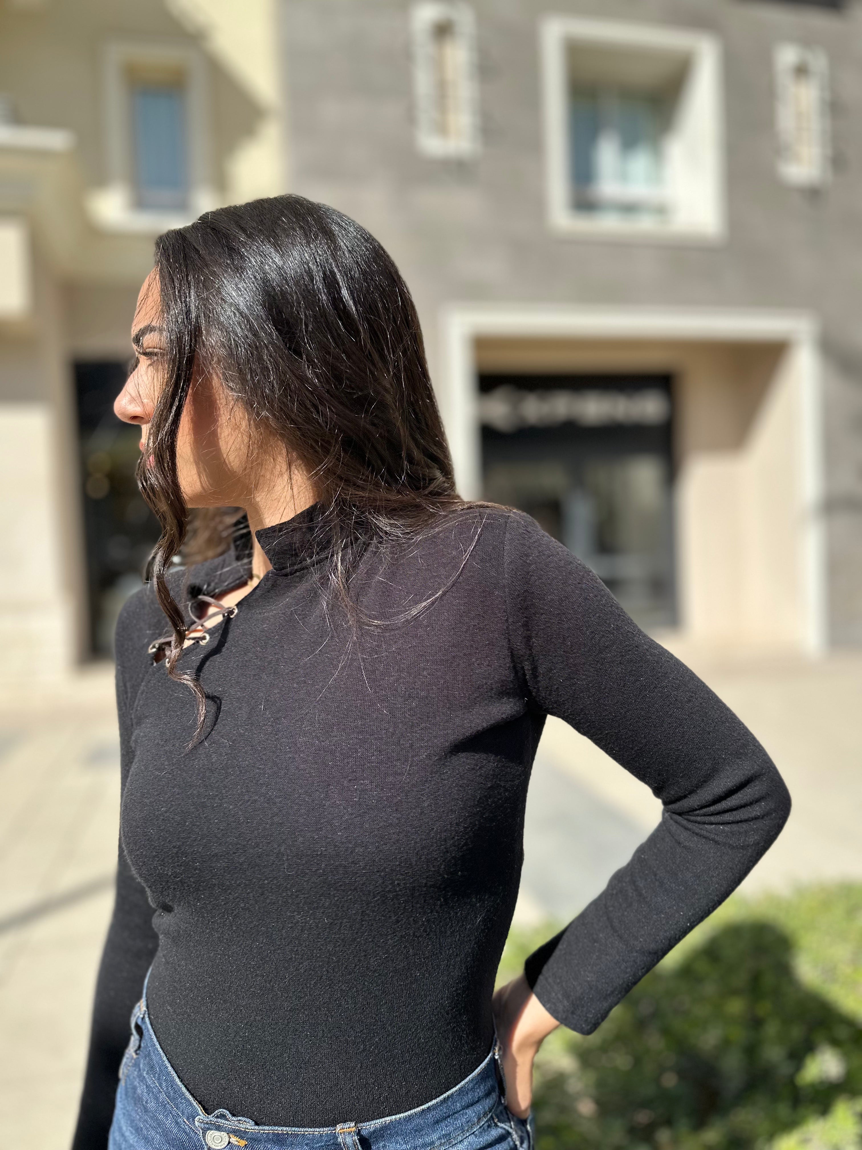 The Wool Black Turtle Neck Top